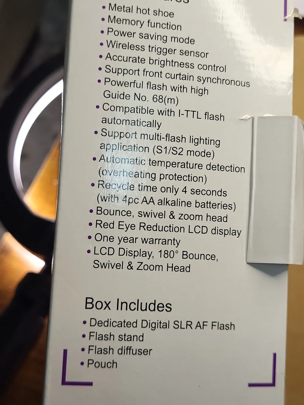 Altura Digital SLR Auto-Focus TTL Flash, .43 Wide Angle, & Wireless Trigger Set.